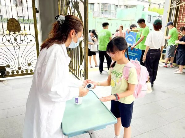 爱心护航、暖心相伴！普陀暑托班的看管暖到心坎里